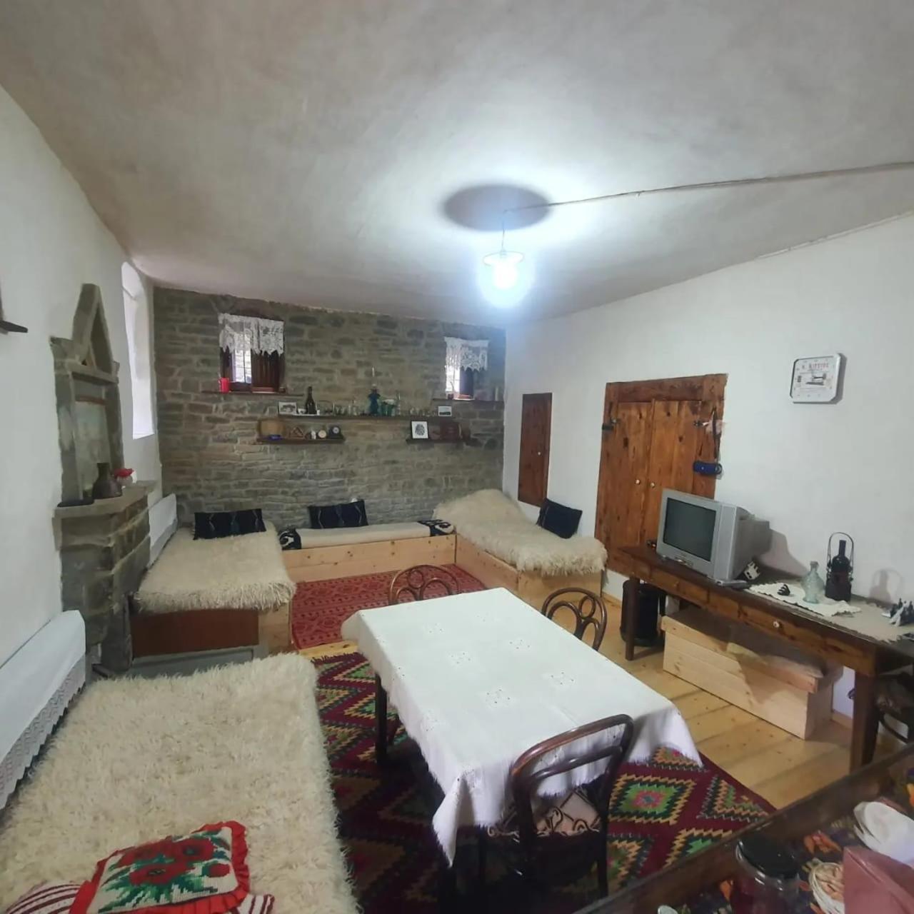 Traditional Guesthouse Пермети Экстерьер фото