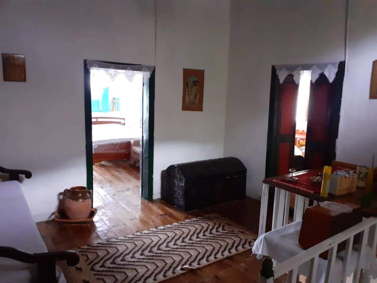 Traditional Guesthouse Пермети Экстерьер фото